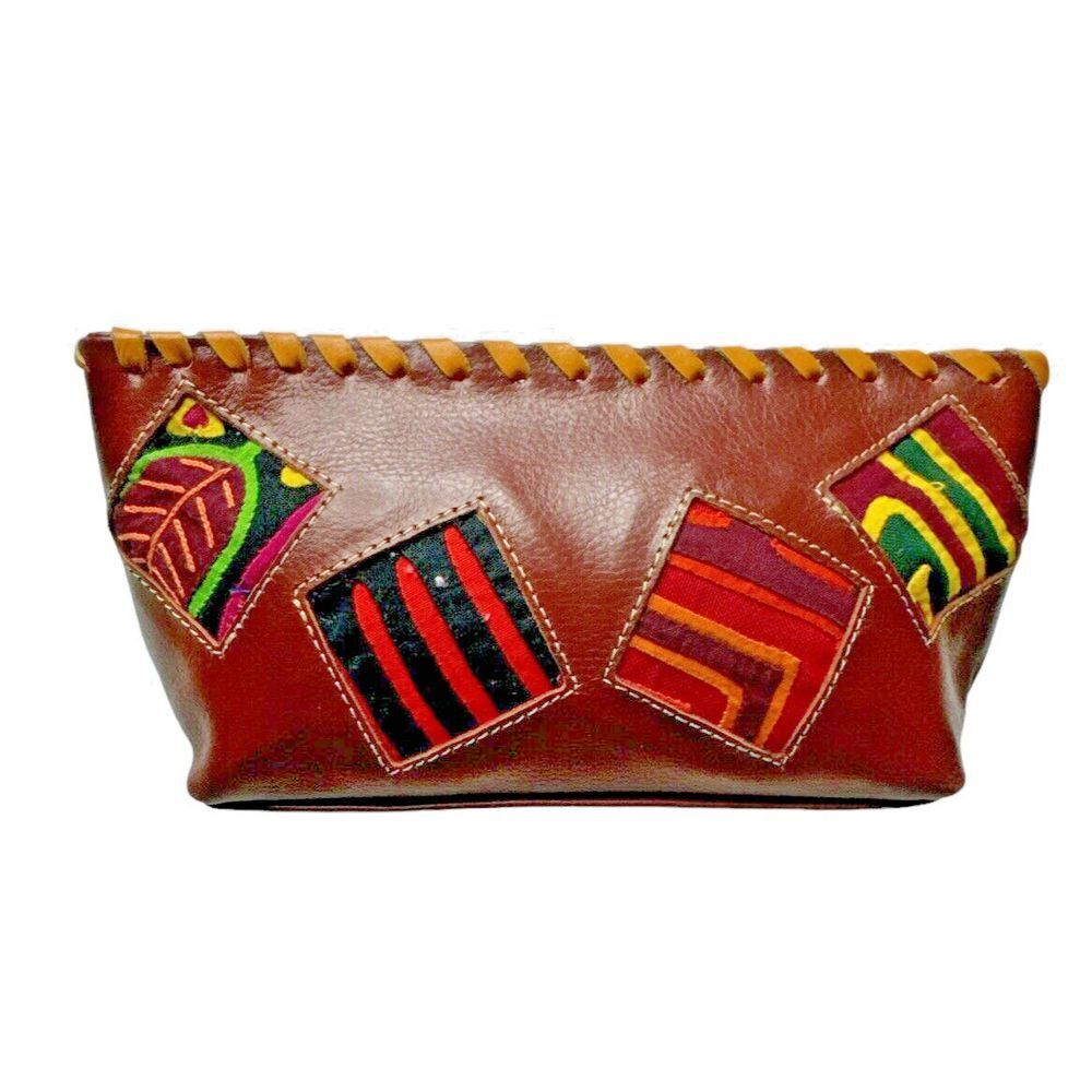 Arte Kuna Colombia 100% Leather Zippered Makeup Bag with 4 Square Mola‎ Design